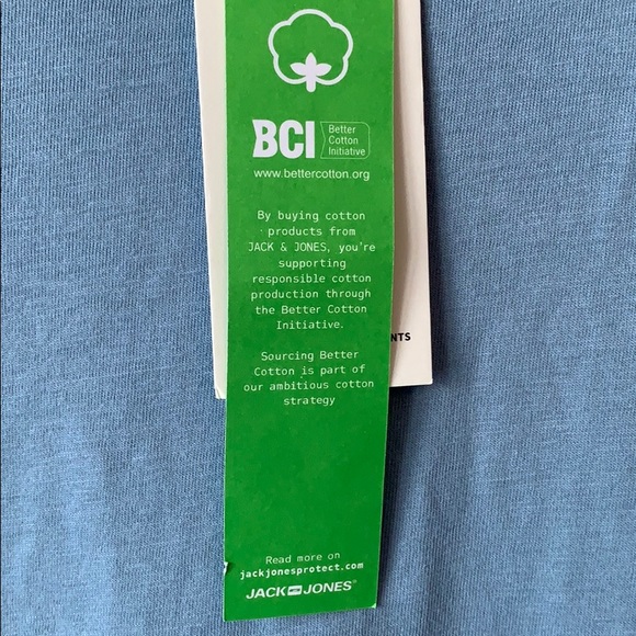 Jack and Jones T-Shirt - Picture 3 of 5